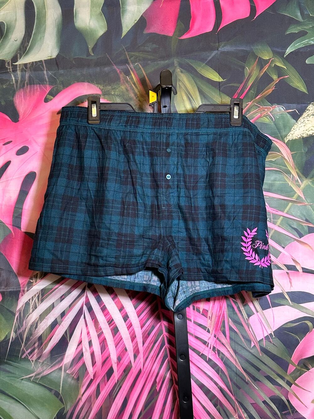Victoria's Secret Pink sleep shorts L